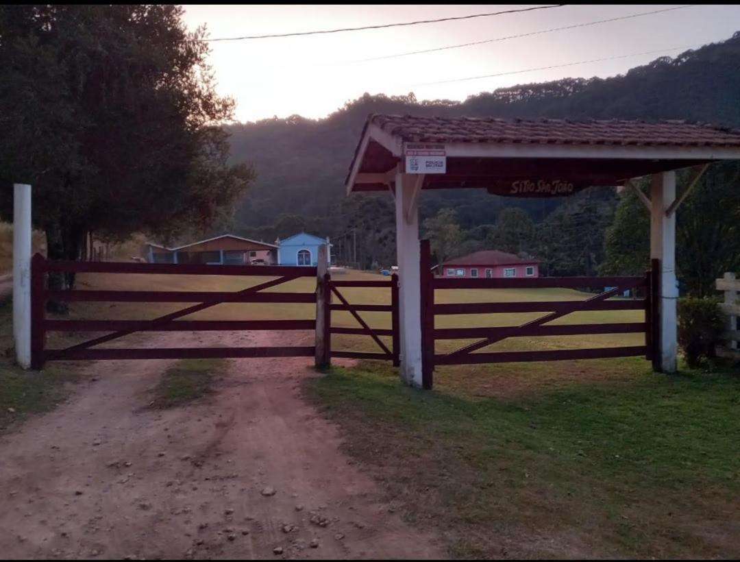 Chale Riacho Frio Vila Gonçalves Exterior foto